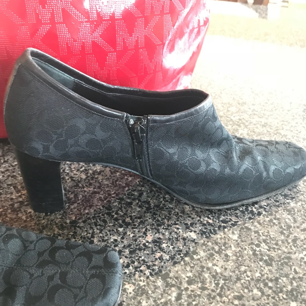 🎈SOLD🎈Authentic black cloth Coach ankle boots